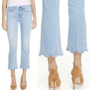 FRAME Denim
Le Crop Mini Boot Scalloped Hem Light Wash Jeans Size 24